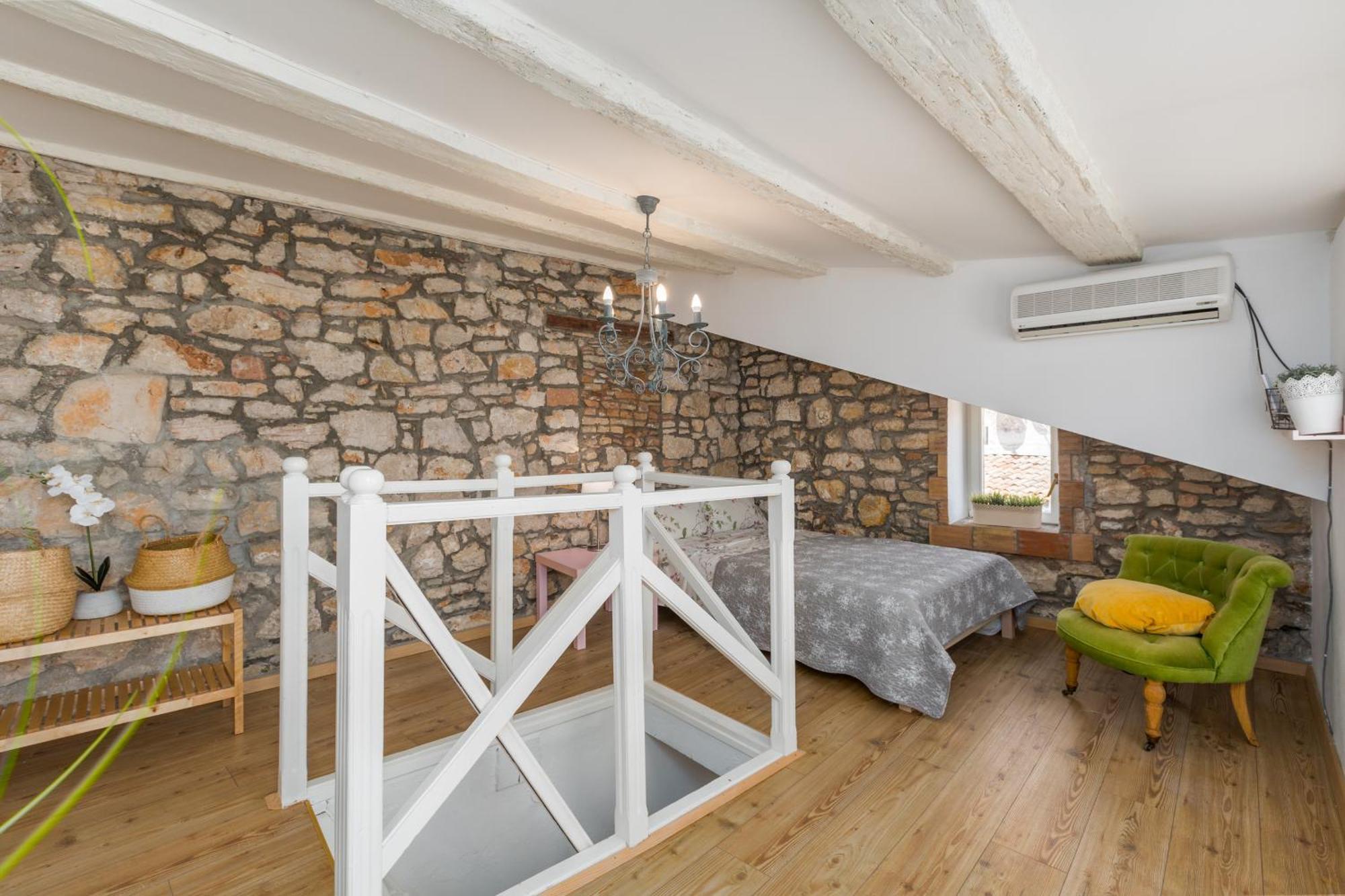 Apartment Bianco&rosa
