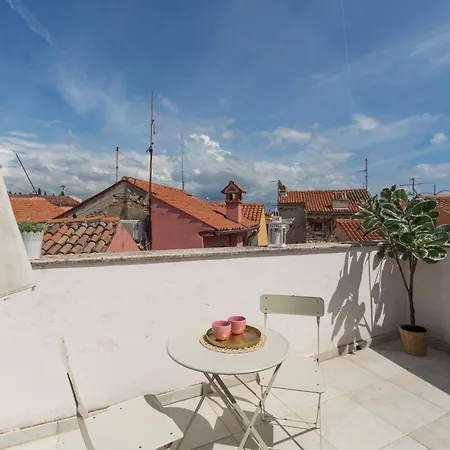 Apartamento Bianco&Rosa Rovinj Exterior foto