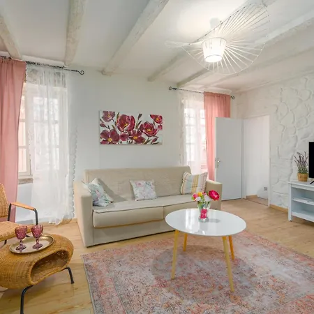 Apartamento Bianco&Rosa Rovinj Exterior foto