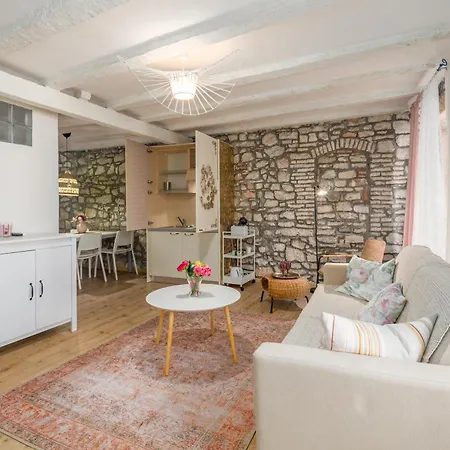 Apartamento Bianco&Rosa Rovinj Exterior foto