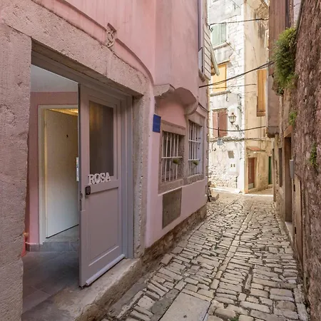 Apartamento Bianco&Rosa Rovinj Exterior foto