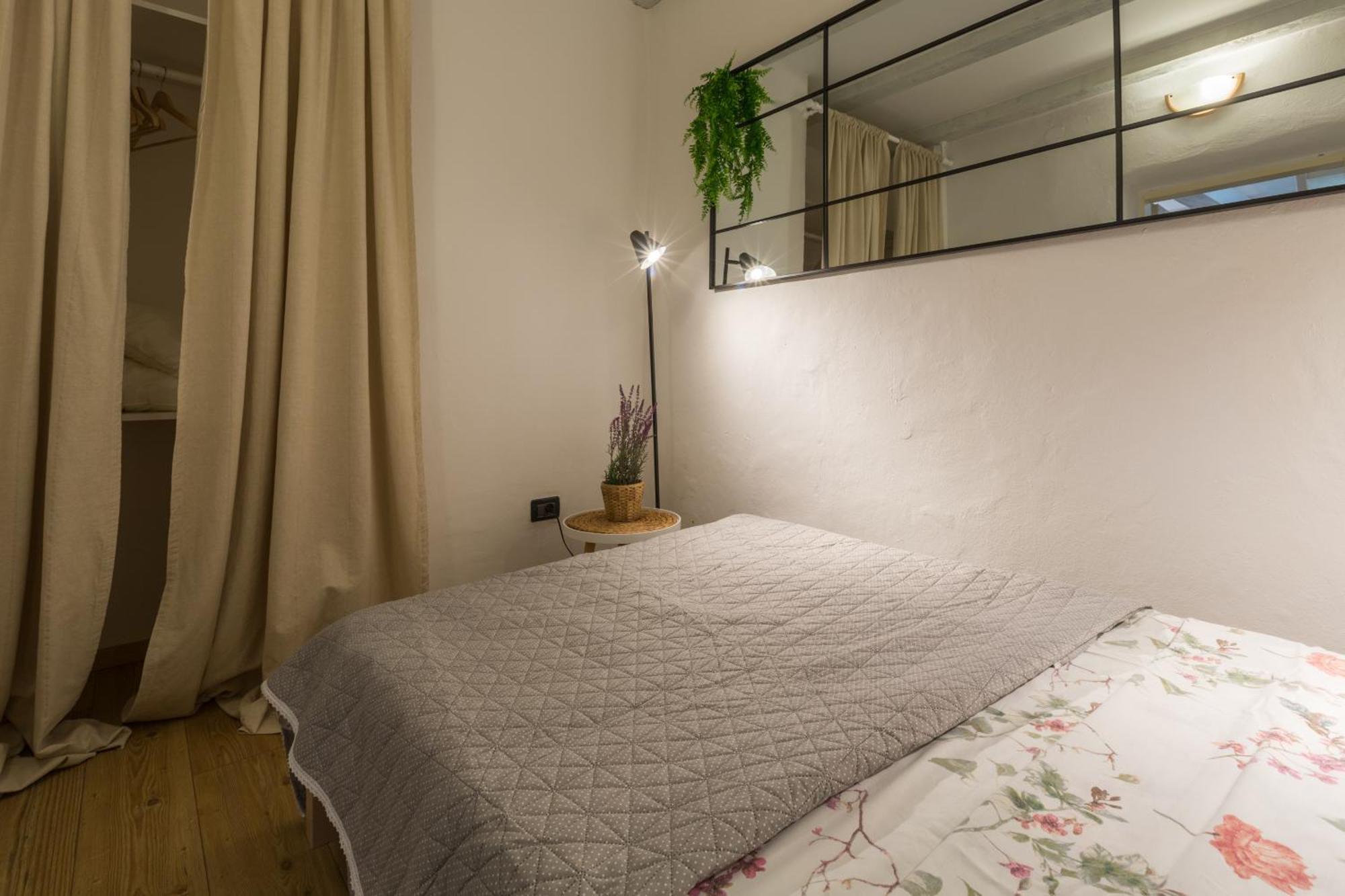 Bianco&rosa Apartment